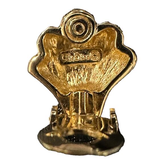 Christian Dior Vintage Enamel Goldtone Palm Shell Clip on Earrings - Picture 6 of 11